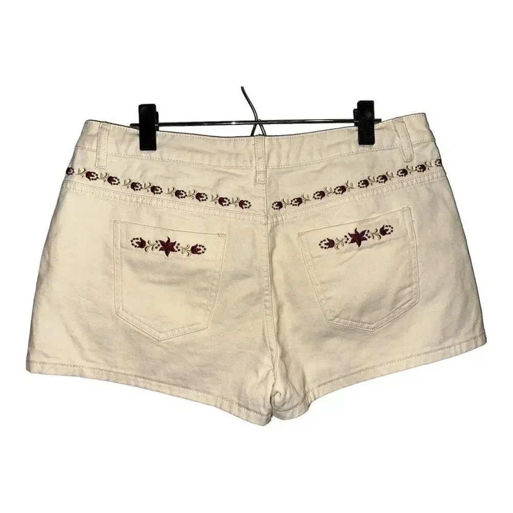 NWT VRG Girl Floral Embroidered Cream Denim‎ Short